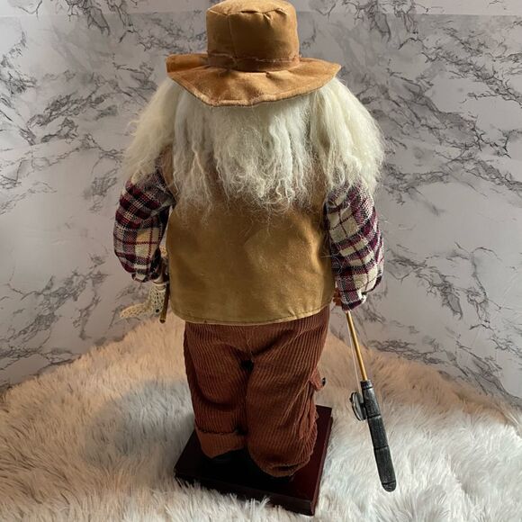 Old World Santa Collection 2004 Fishing Santa - Picture 5 of 6